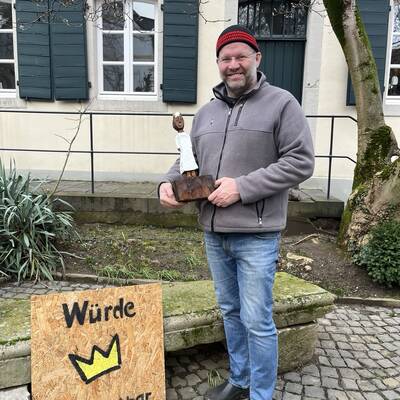 Übergabe der Königin von Ralf Knoblauch an Barbara Matusche